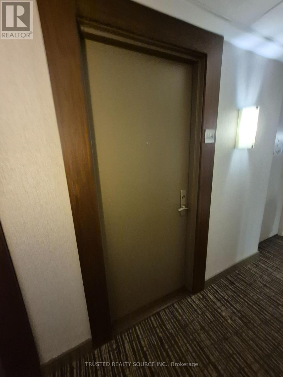 2514 - 761 Bay Street, Toronto, Ontario  M5G 2R2 - Photo 2 - C13041052