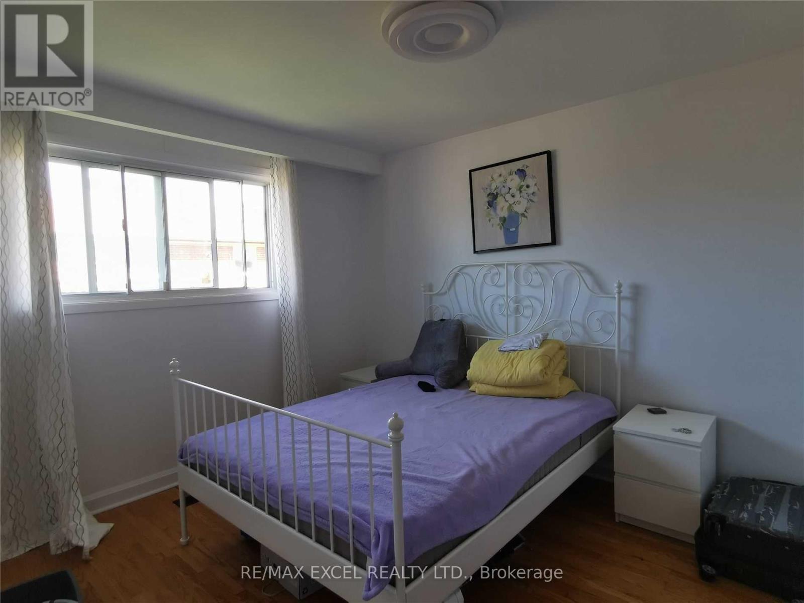 Upper - 155 Edmonton Drive, Toronto, Ontario  M2J 3X3 - Photo 11 - C13041066