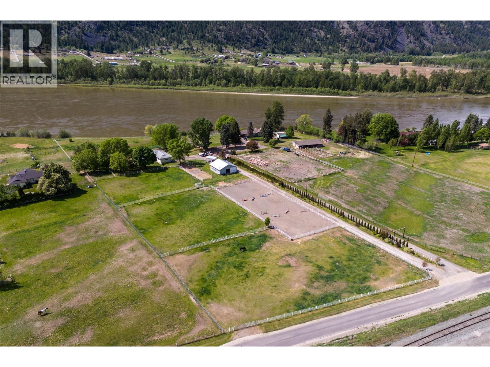 8717 Veteran Road, Kamloops, British Columbia  V0E 1Z2 - Photo 39 - 10384595