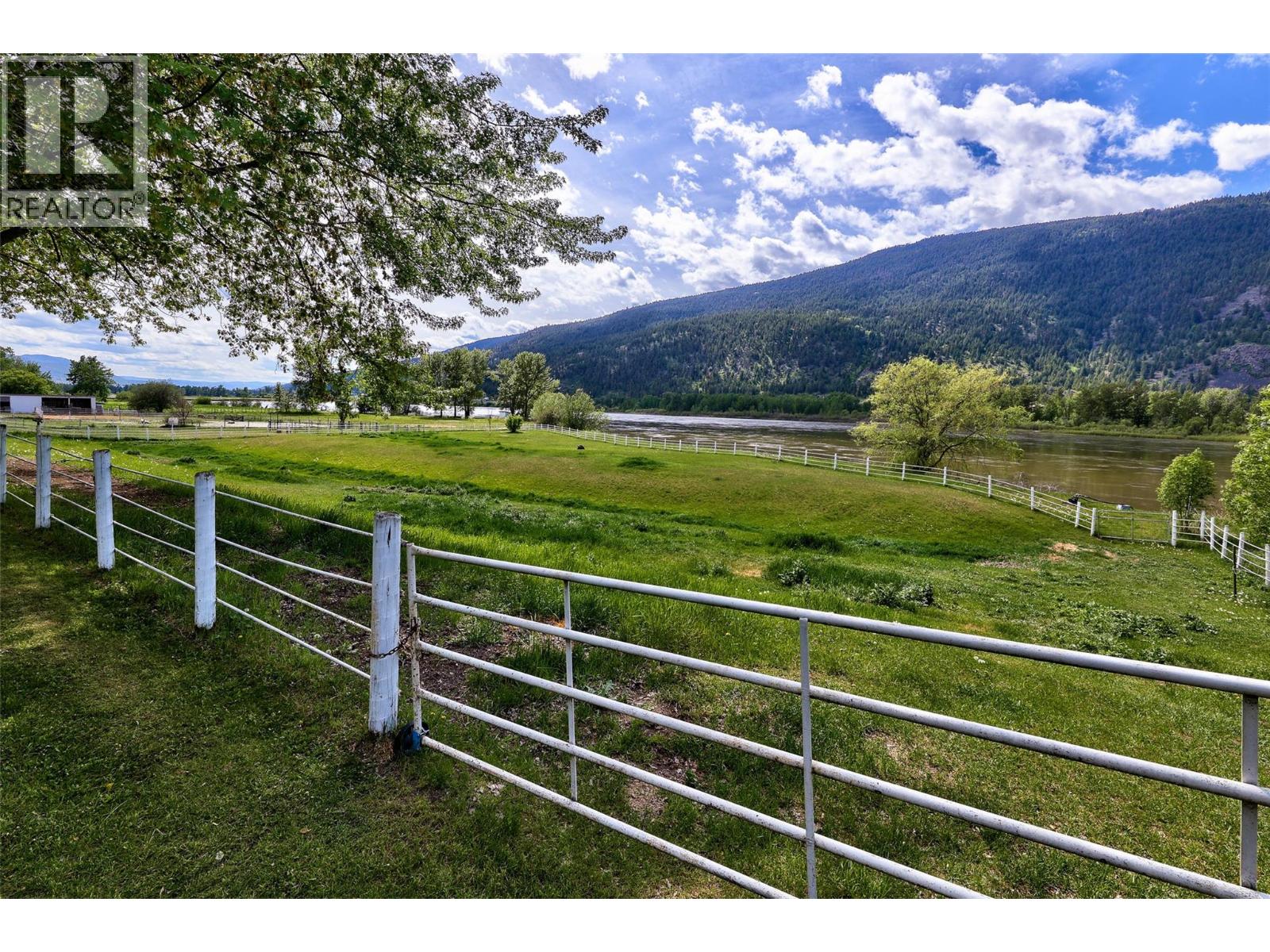 8717 Veteran Road, Kamloops, British Columbia  V0E 1Z2 - Photo 27 - 10384595