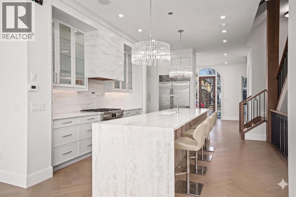 2407 4 Avenue NW, Calgary, Alberta  T2N 0P3 - Photo 10 - A2301518