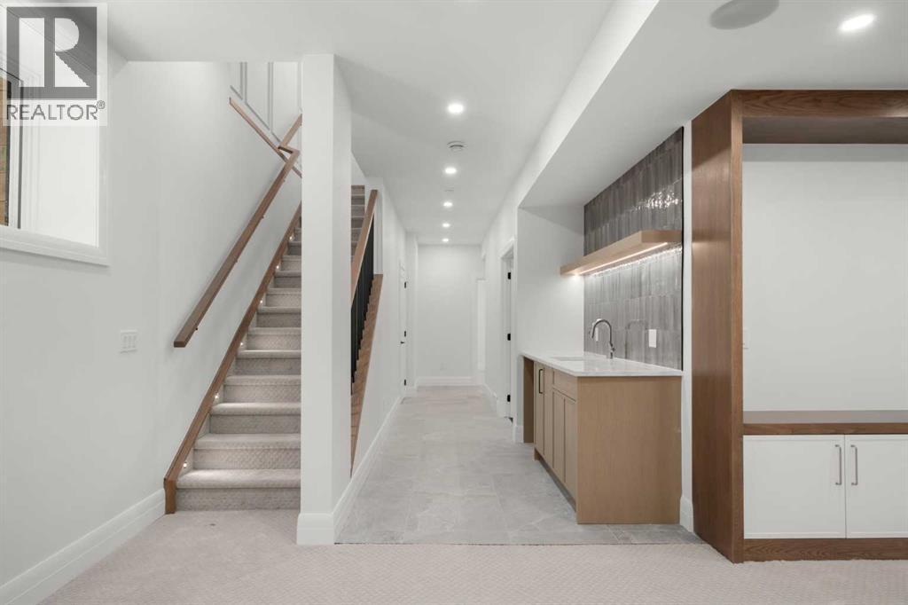 2407 4 Avenue NW, Calgary, Alberta  T2N 0P3 - Photo 42 - A2301518