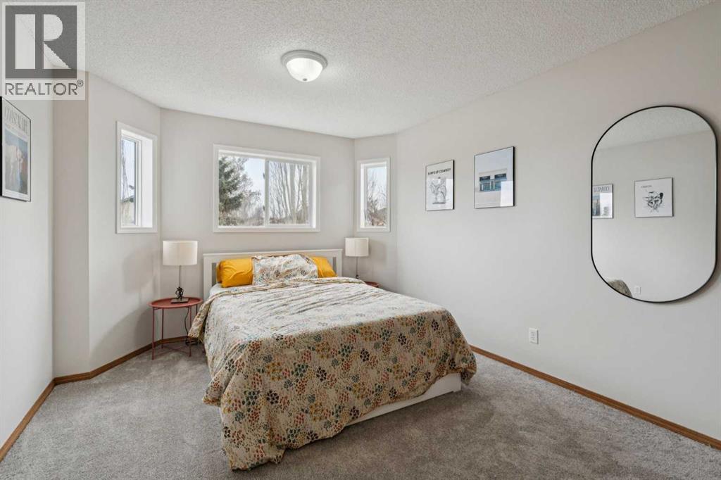 72 Mt Apex Green Se, Calgary, Alberta  T2Z 2V4 - Photo 16 - A2302021