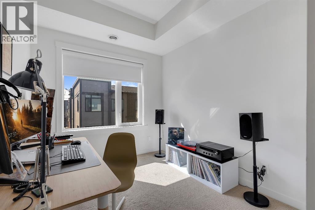 516 Greenbriar Common NW, Calgary, Alberta  T3B 6J3 - Photo 36 - A2302025