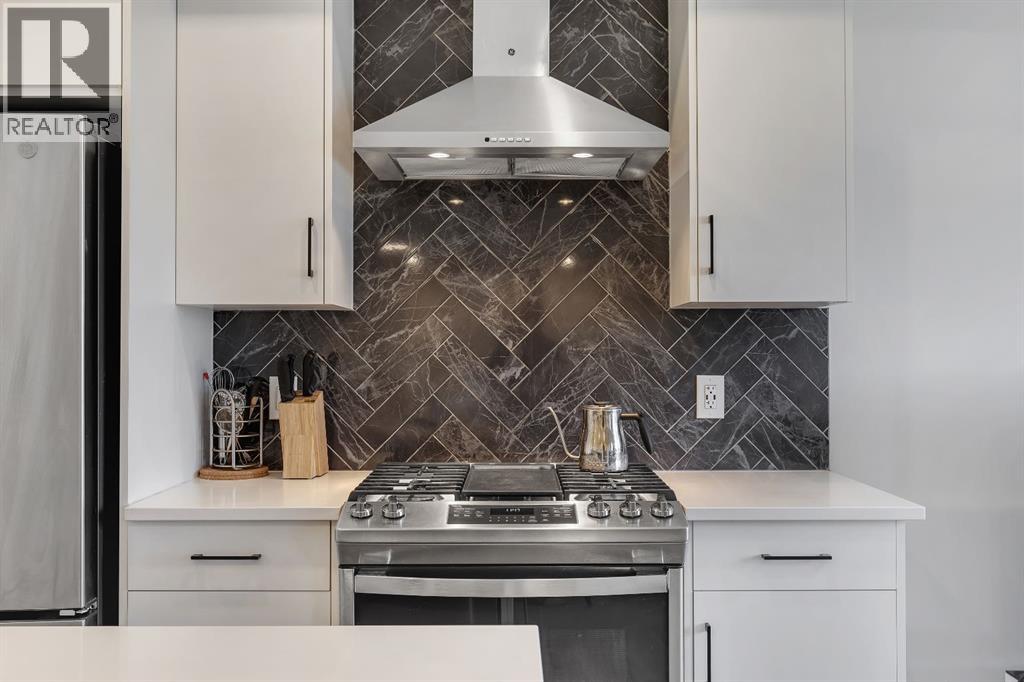 516 Greenbriar Common NW, Calgary, Alberta  T3B 6J3 - Photo 24 - A2302025