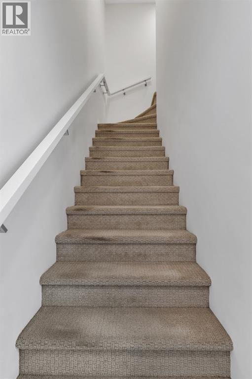 516 Greenbriar Common NW, Calgary, Alberta  T3B 6J3 - Photo 14 - A2302025