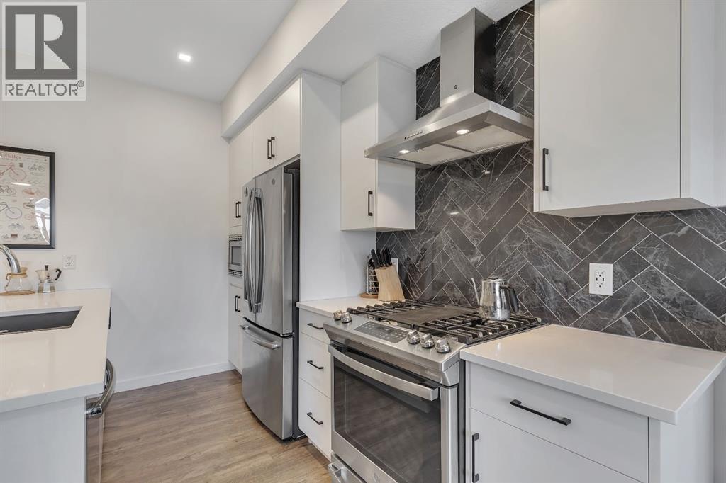 516 Greenbriar Common NW, Calgary, Alberta  T3B 6J3 - Photo 28 - A2302025