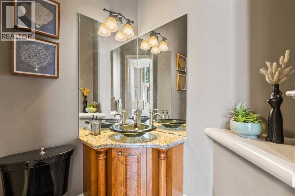 7 Royal Ridge Terrace Nw, Calgary, Alberta  T3G 5Y9 - Photo 20 - A2303068