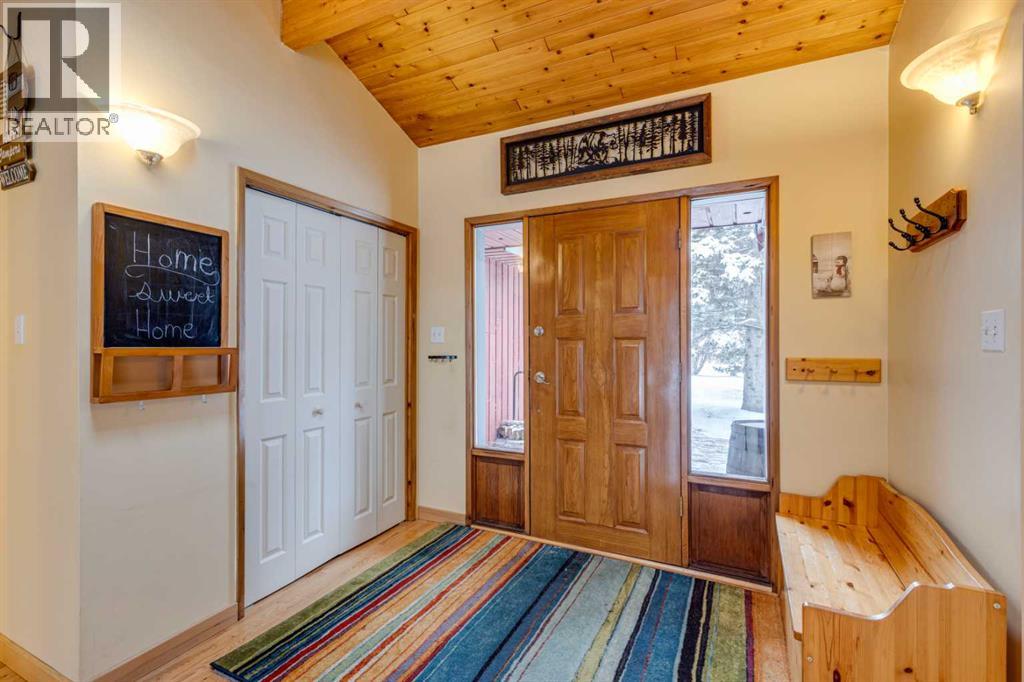 51 Manyhorses Drive, Rural Rocky View County, Alberta  T3Z 1A2 - Photo 7 - A2304526