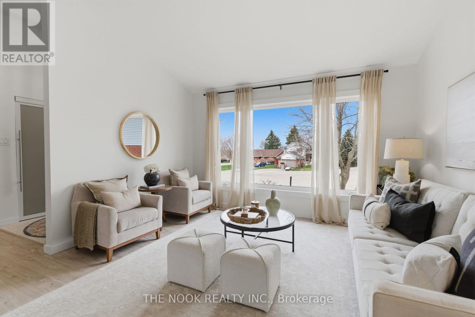 11 Lynn Crescent, Brock, Ontario  L0E 1E0 - Photo 17 - N12963428