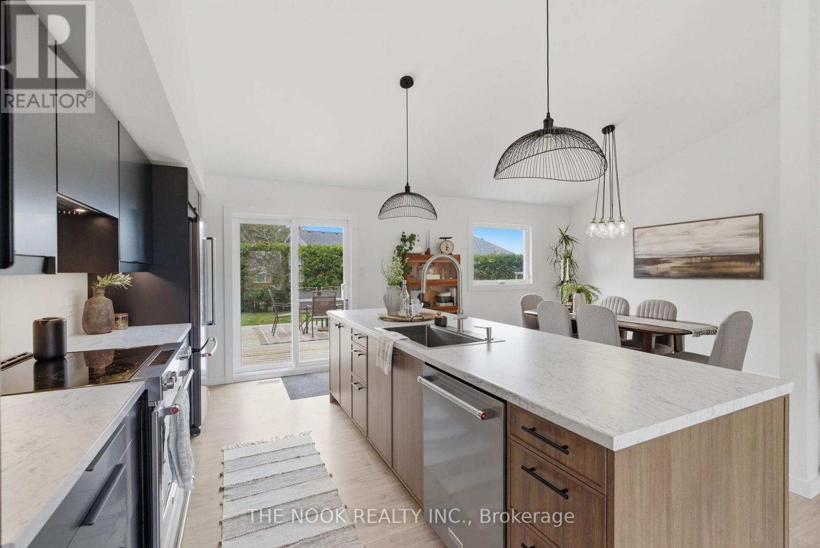 11 Lynn Crescent, Brock, Ontario  L0E 1E0 - Photo 12 - N12963428