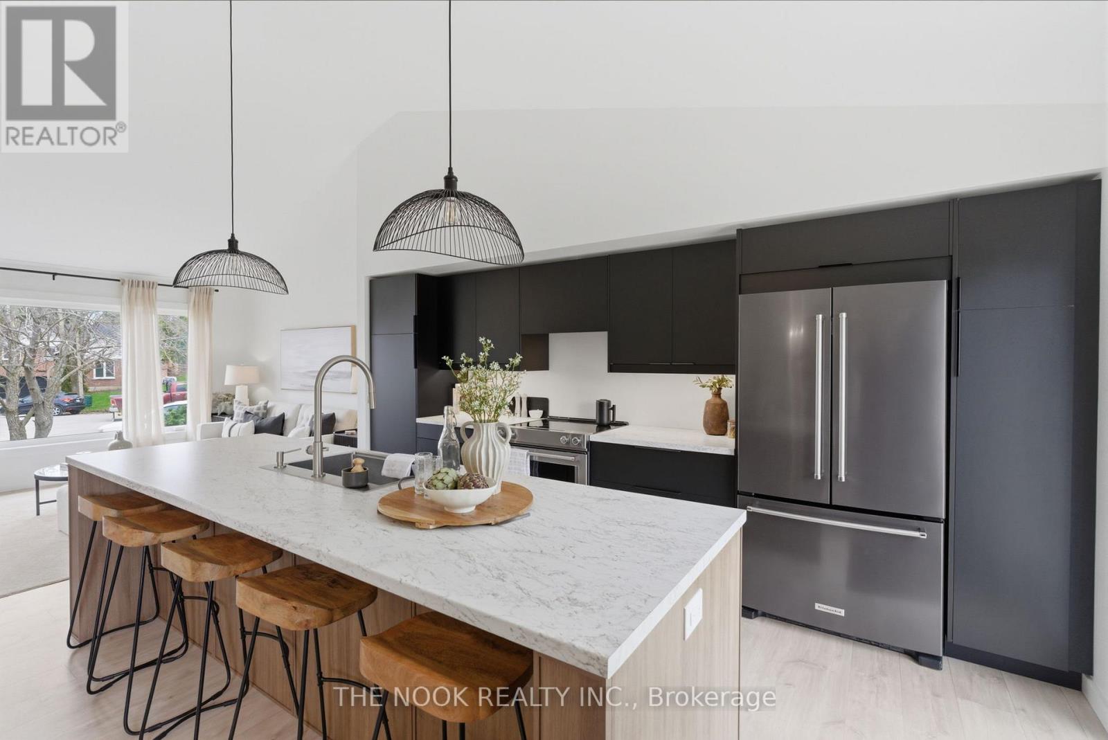 11 Lynn Crescent, Brock, Ontario  L0E 1E0 - Photo 11 - N12963428