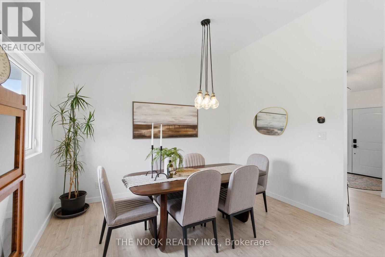 11 Lynn Crescent, Brock, Ontario  L0E 1E0 - Photo 16 - N12963428