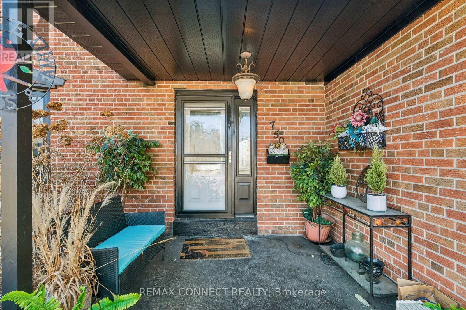 750 GORHAM STREET, Newmarket, Ontario