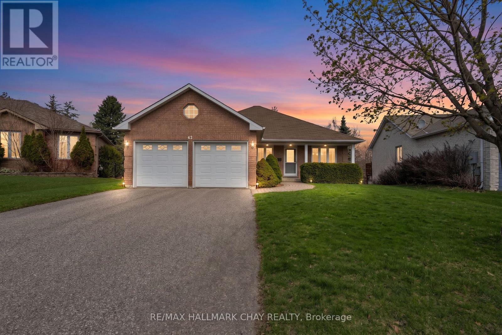 42 WEBB STREET, Barrie, Ontario