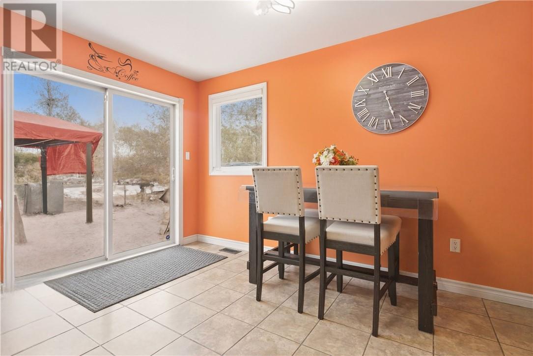 345 Cote Avenue, Hanmer, Ontario  P3P 1M9 - Photo 4 - 2127050