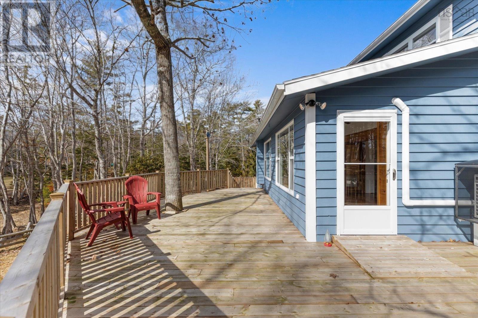 74 Mcgills Point Lane, Shelburne, Nova Scotia  B0T 1W0 - Photo 6 - 202608530