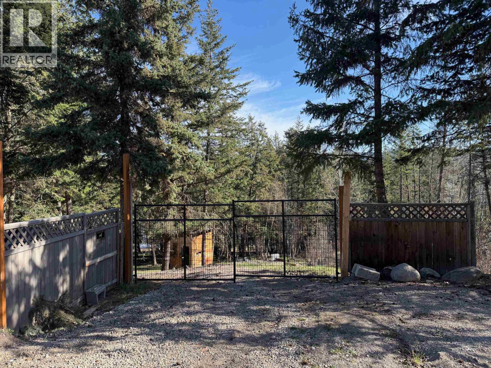 536 Roberts Drive, Williams Lake, British Columbia  V2G 5K1 - Photo 3 - R3097226