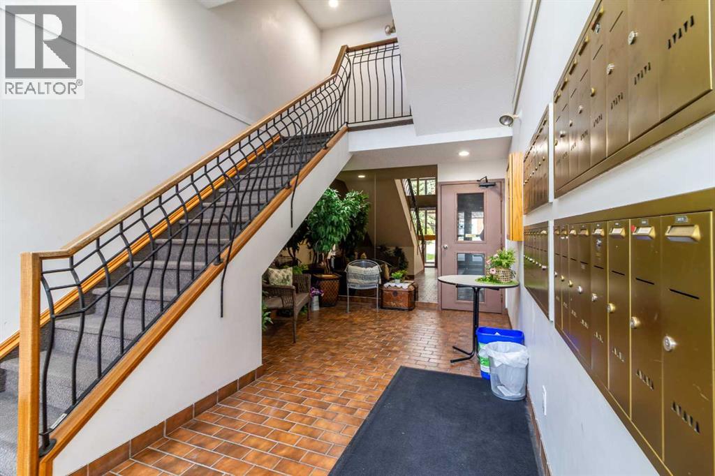 110, 65 Temple Blvd W, Lethbridge, Alberta  T1K 5M2 - Photo 21 - A2304898