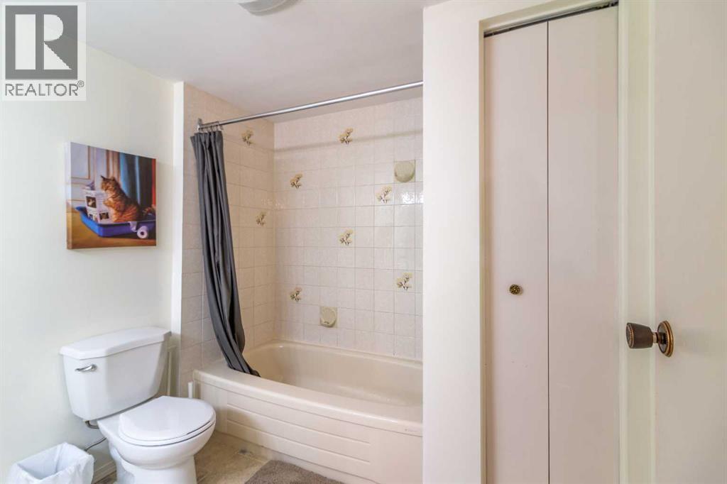 110, 65 Temple Blvd W, Lethbridge, Alberta  T1K 5M2 - Photo 16 - A2304898