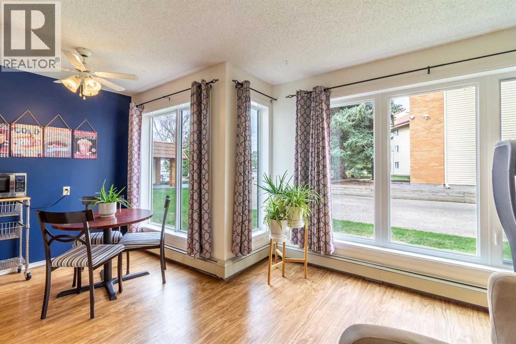 110, 65 Temple Blvd W, Lethbridge, Alberta  T1K 5M2 - Photo 5 - A2304898