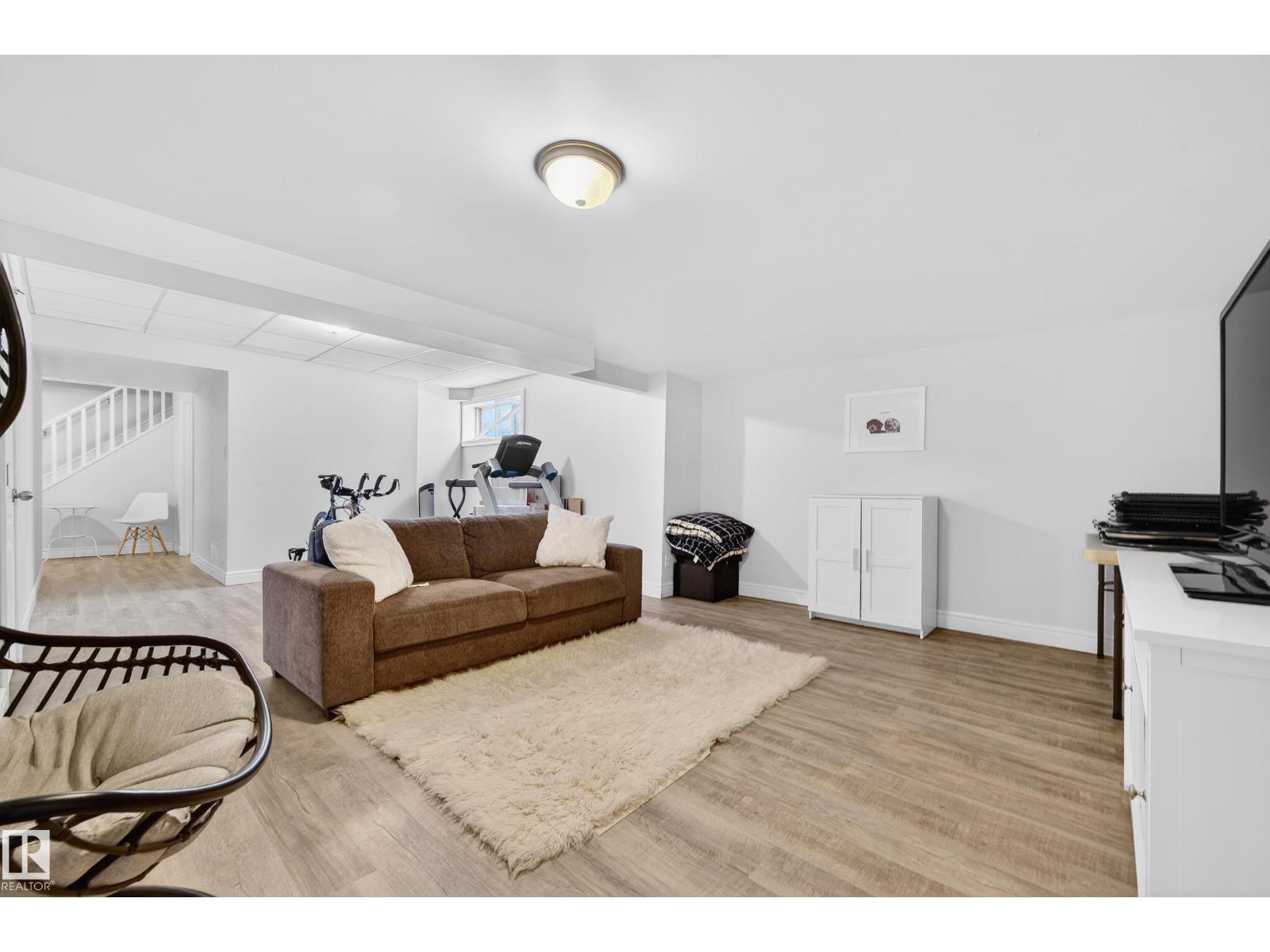 8477 Sloane Cr Nw, Edmonton, Alberta  T6R 0L2 - Photo 45 - E4484022