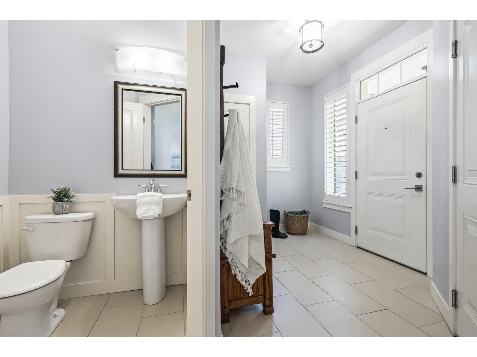 B 47009 Sylvan Drive, Promontory, Chilliwack, British Columbia  V2R 0X2 - Photo 4 - R3115510