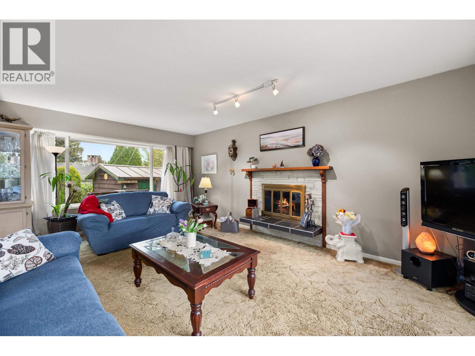 11930 Acadia Street, Maple Ridge, British Columbia  V2X 3B2 - Photo 7 - R3115402