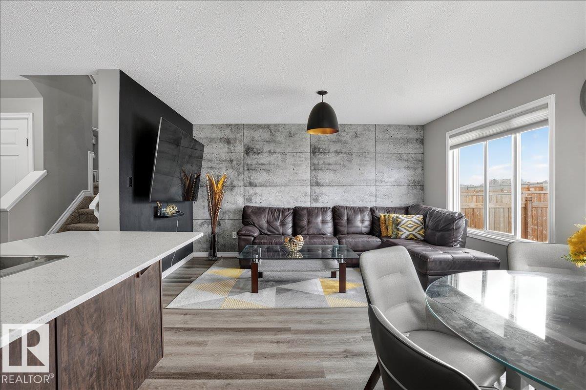 559 Ebbers Wy Nw, Edmonton, Alberta  T5Y 3T8 - Photo 19 - E4484034