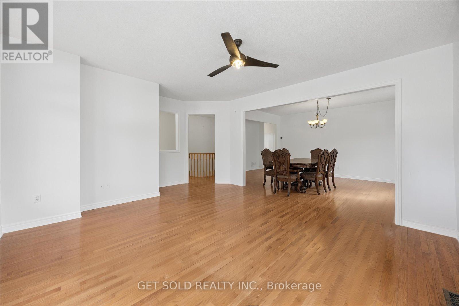 16 Deerchase Road, Brampton, Ontario  L6P 2L4 - Photo 11 - W13041140