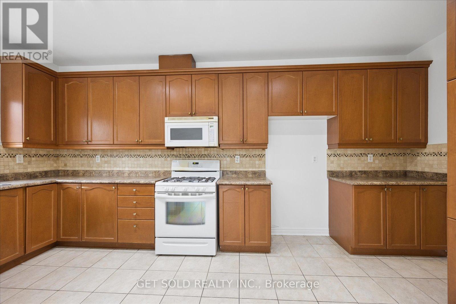 16 Deerchase Road, Brampton, Ontario  L6P 2L4 - Photo 19 - W13041140