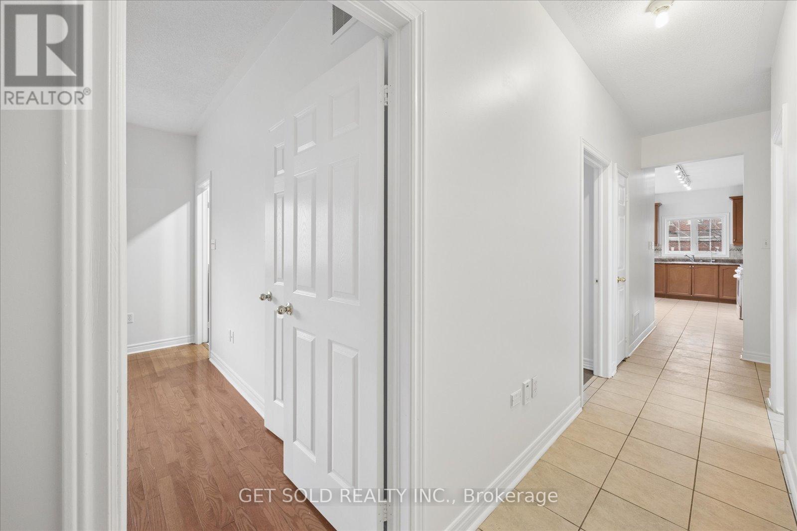 16 Deerchase Road, Brampton, Ontario  L6P 2L4 - Photo 27 - W13041140