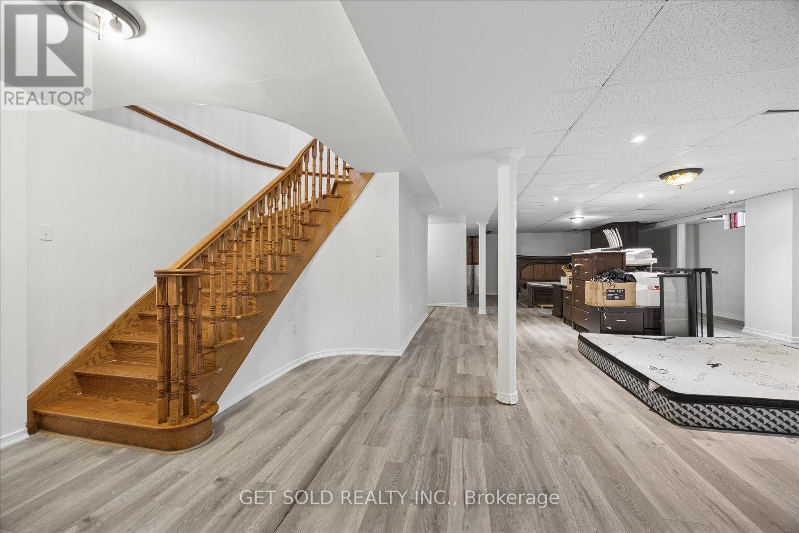 16 Deerchase Road, Brampton, Ontario  L6P 2L4 - Photo 33 - W13041140