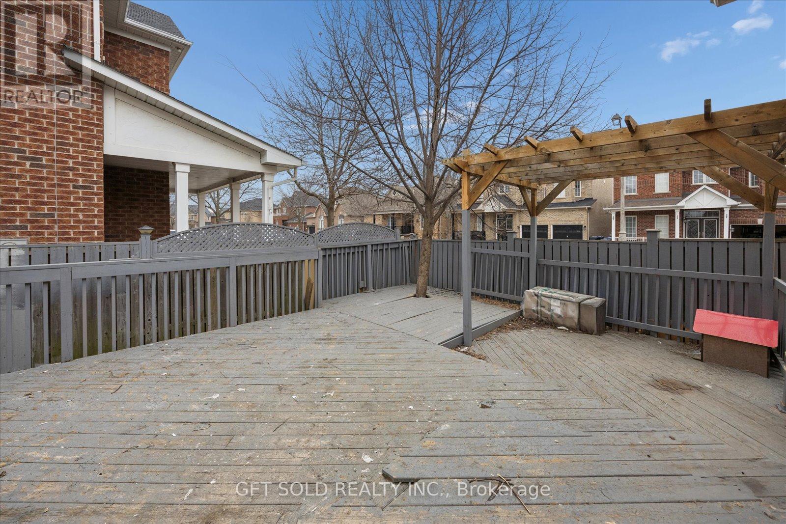 16 Deerchase Road, Brampton, Ontario  L6P 2L4 - Photo 45 - W13041140