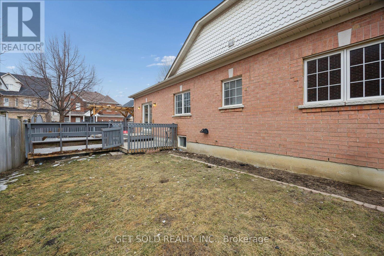 16 Deerchase Road, Brampton, Ontario  L6P 2L4 - Photo 47 - W13041140