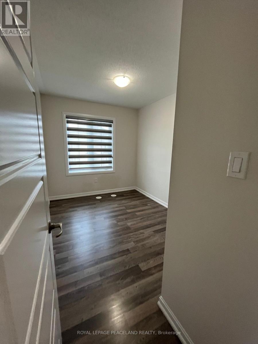 206 Ellen Davidson Drive, Oakville, Ontario  L6M 0V1 - Photo 15 - W13041166