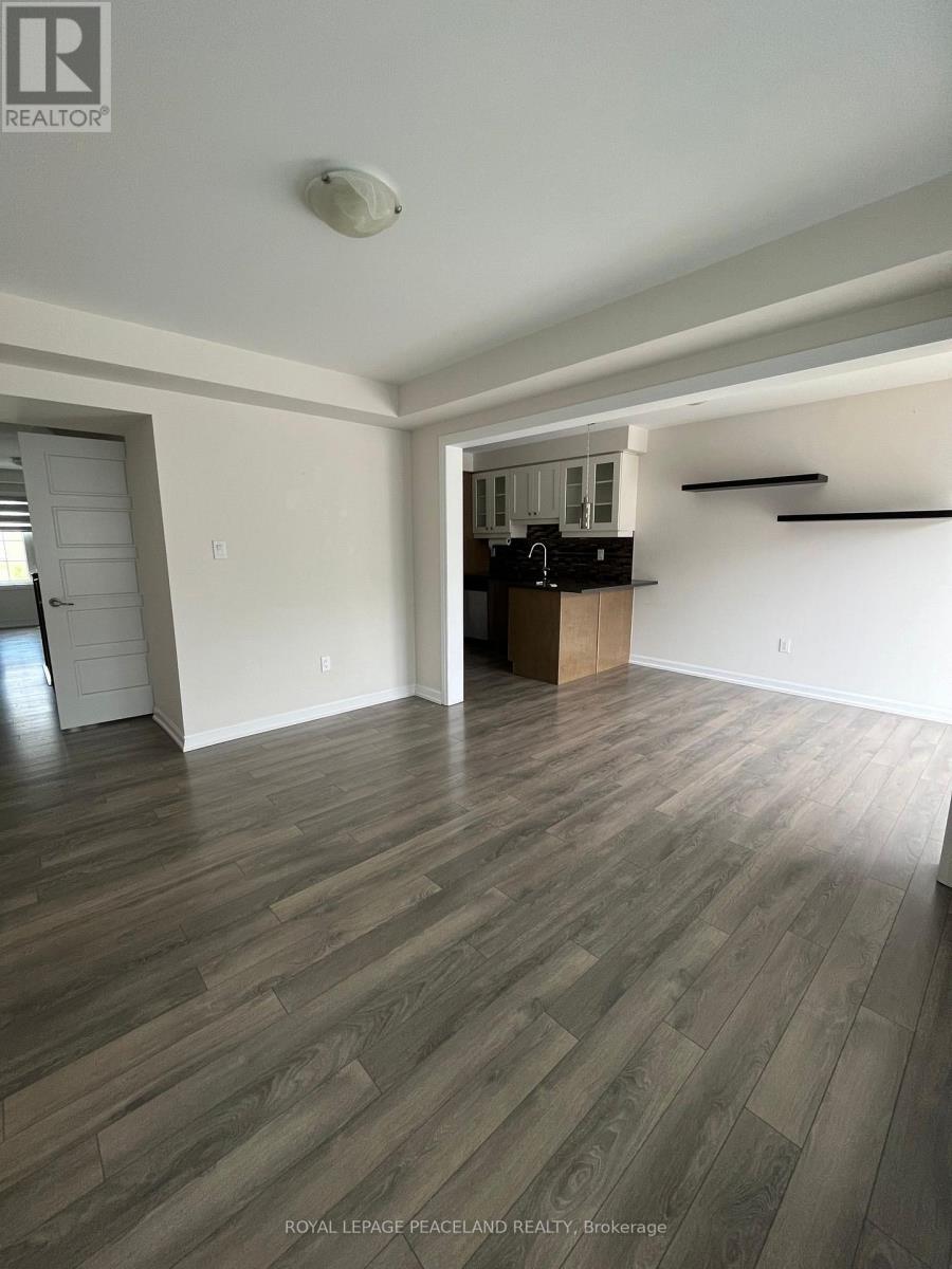 206 Ellen Davidson Drive, Oakville, Ontario  L6M 0V1 - Photo 4 - W13041166