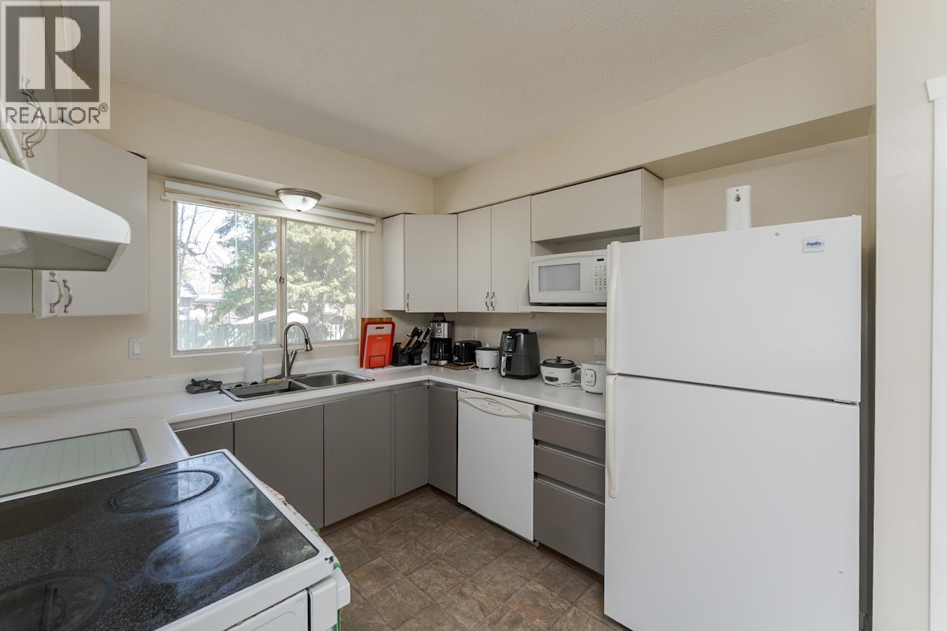 116 Mckenzie Avenue, Prince George, British Columbia  V2L 4N4 - Photo 11 - R3115462