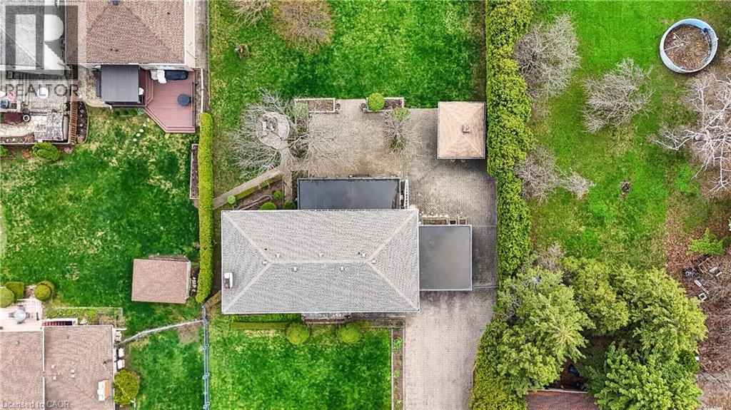 213 Stone Church Road W, Hamilton, Ontario  L9B 1A2 - Photo 45 - 40822618