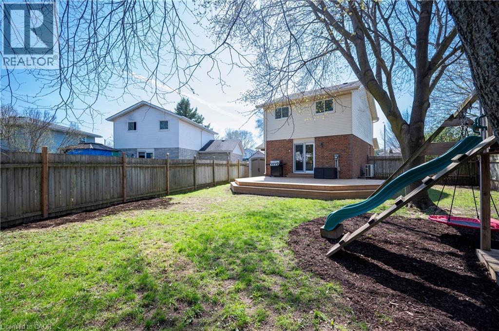 122 Foxhunt Road, Waterloo, Ontario  N2K 3N1 - Photo 35 - 40823474