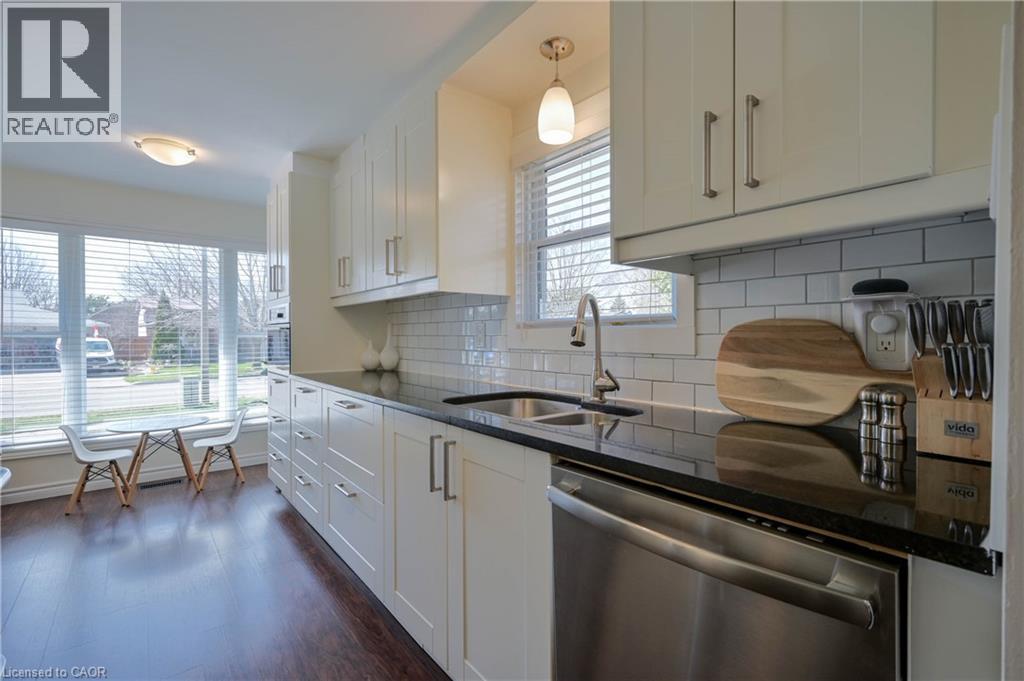 122 Foxhunt Road, Waterloo, Ontario  N2K 3N1 - Photo 10 - 40823474