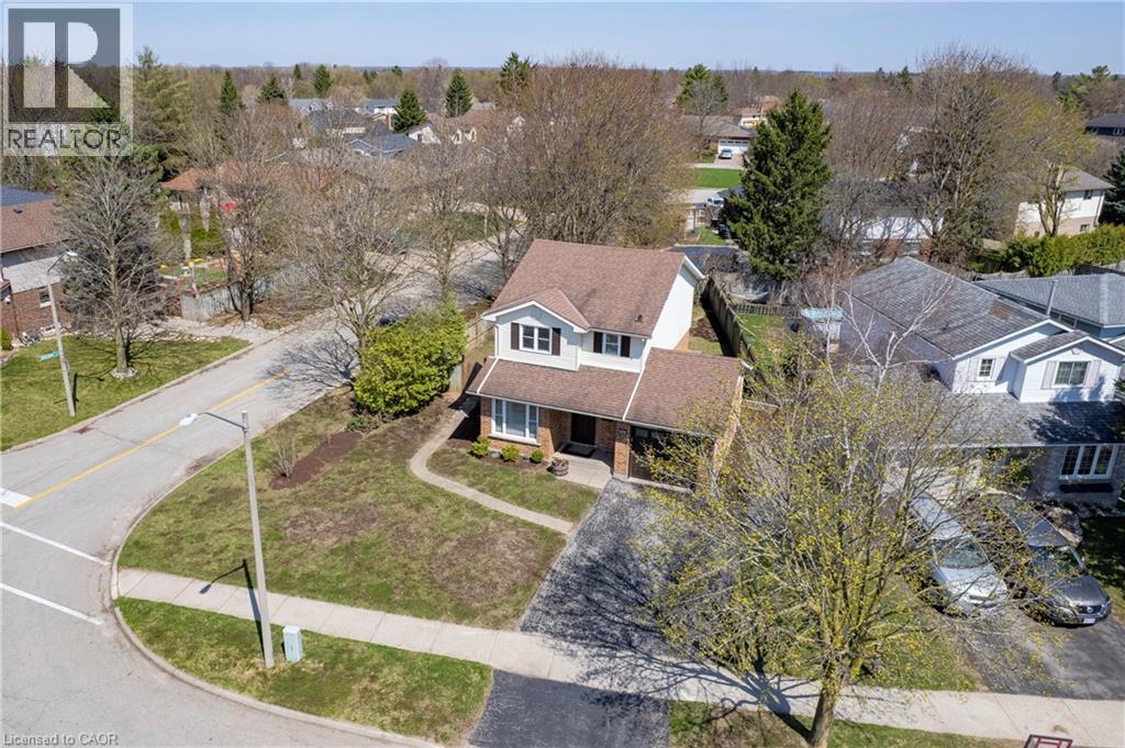 122 Foxhunt Road, Waterloo, Ontario  N2K 3N1 - Photo 4 - 40823474