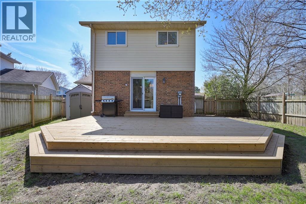 122 Foxhunt Road, Waterloo, Ontario  N2K 3N1 - Photo 39 - 40823474