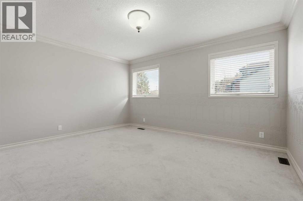 91 Patterson Crescent SW, Calgary, Alberta  T3J 2B9 - Photo 30 - A2303800