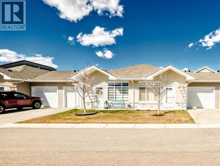 10 Sunvale Place NE, High River, Alberta  T1V 0J3 - Photo 1 - A2303580