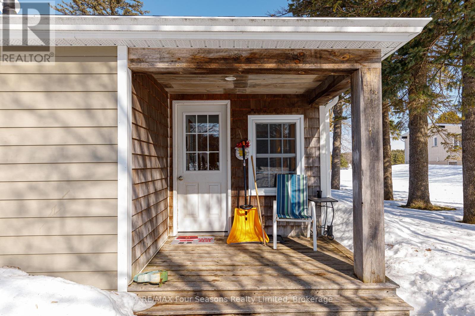 1046 County 124 Road N, Clearview, Ontario  N0C 1M0 - Photo 11 - S12811498