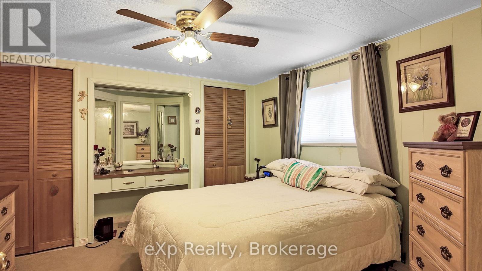 9 Dove Road, Brockton, Ontario  N0G 2V0 - Photo 14 - X12954524