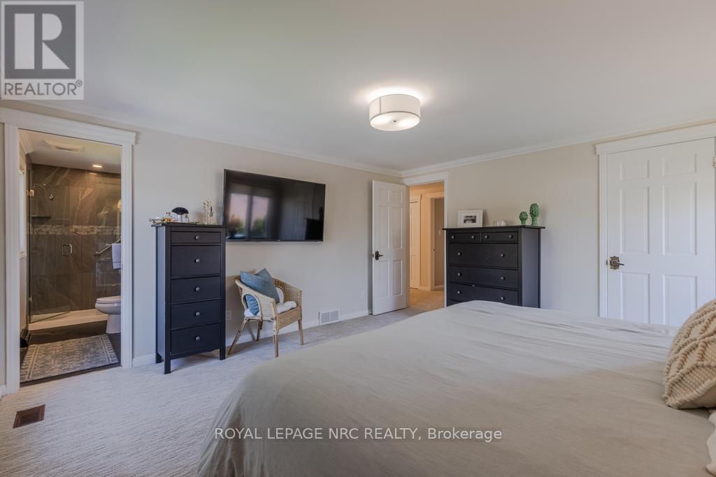 4 Maplewood Drive, St. Catharines, Ontario  L2M 3P1 - Photo 22 - X13041054