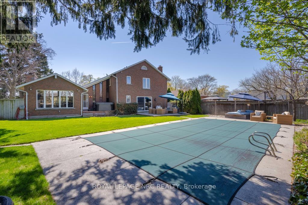 4 Maplewood Drive, St. Catharines, Ontario  L2M 3P1 - Photo 39 - X13041054