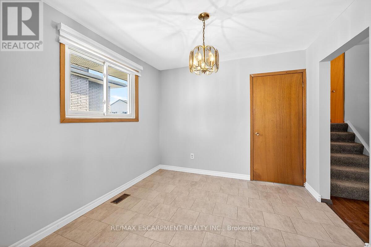 35 Rangeview Court, Hamilton, Ontario  L8W 1J5 - Photo 18 - X13041058